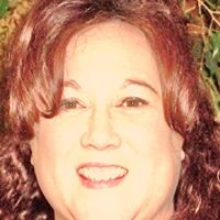Connie Connolly Photo 10