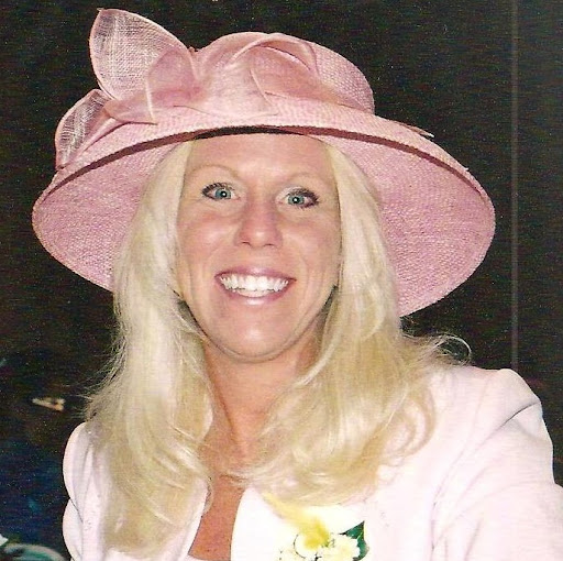 Julie Roland Photo 32
