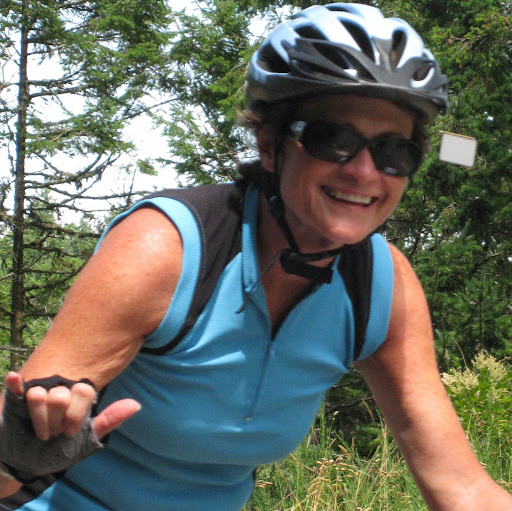 Julie Bradford Photo 21