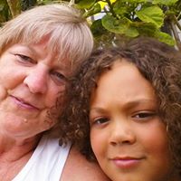 Annette Hatch Photo 6