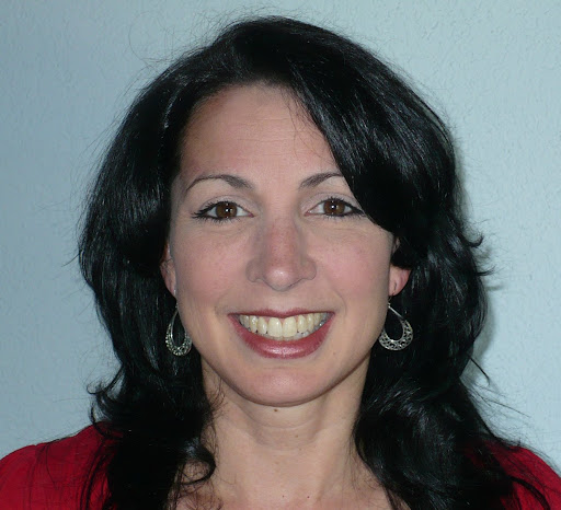 Elizabeth Minton Photo 11