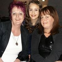 Debbie Hooper Photo 14