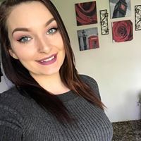 Angela Drew Photo 4