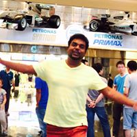 Jonathan Paul Photo 37