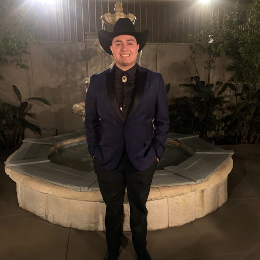 Samuel Gonzalez Photo 4