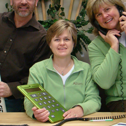 Karen Thacker Photo 27