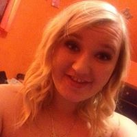 Ashley Larsen Photo 43