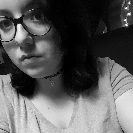 Mackenzie Summers Photo 6