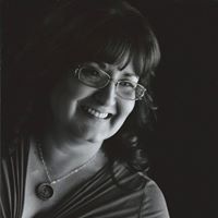 Denise Souza Photo 37