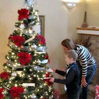 Sara Larkin Photo 25