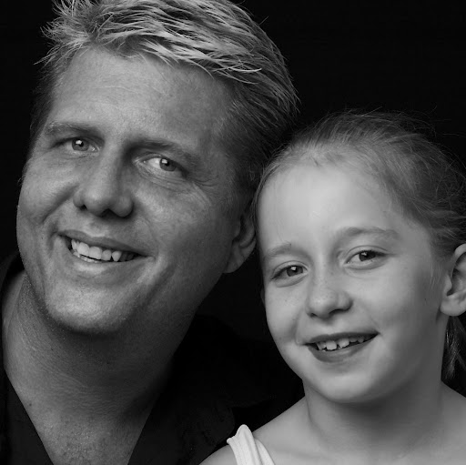 Peter Mclean Photo 43