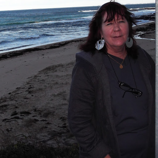 Christine Burns Photo 53
