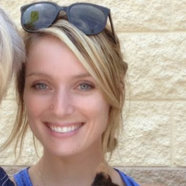 Victoria Lyons Photo 18