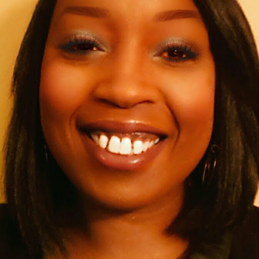April Pryor Photo 4