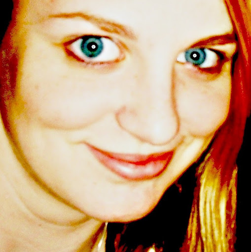 Sarah Landry Photo 28