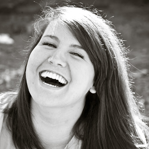 Danielle Randall Photo 7