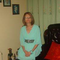 Samantha Hays Photo 32