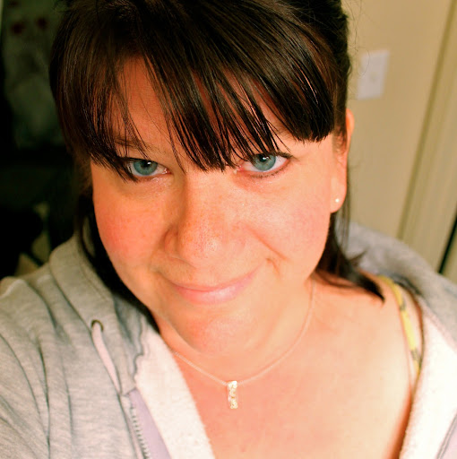 Christine Davis Photo 42