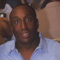 Robert Langford Photo 14