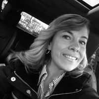 Michelle Carriere Photo 8