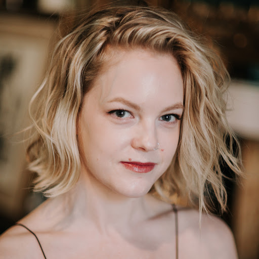 Kristi Cole Photo 12