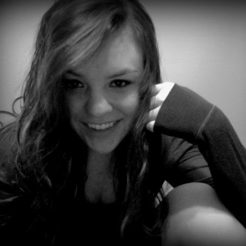 Meghan Williams Photo 50