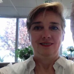 Lisa Schulman Photo 12