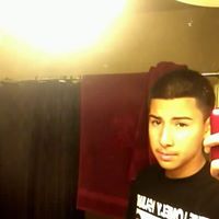 Nicholas Vaughan Photo 33