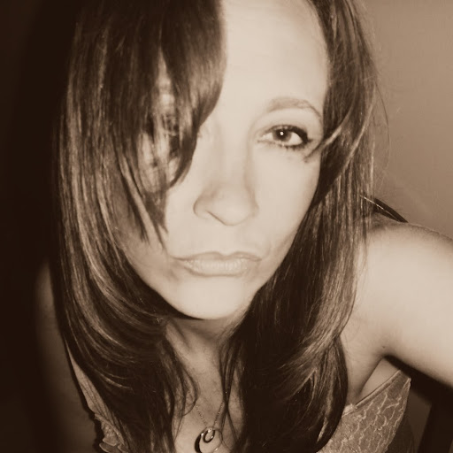 Michelle Nowak Photo 27