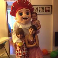 Rebecca Starkey Photo 16