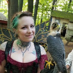 Sarah Laurent Photo 27