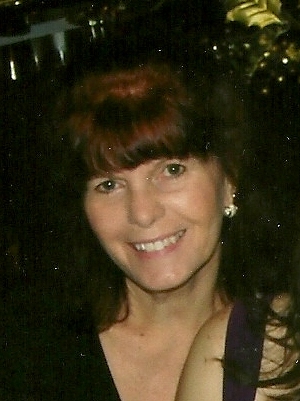 Barbara Moore Photo 19