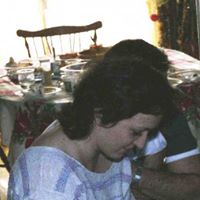 Christine Ernst Photo 32