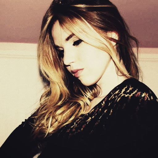 Evelyn Rose Photo 31