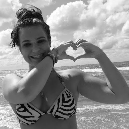 Elizabeth Curley Photo 13