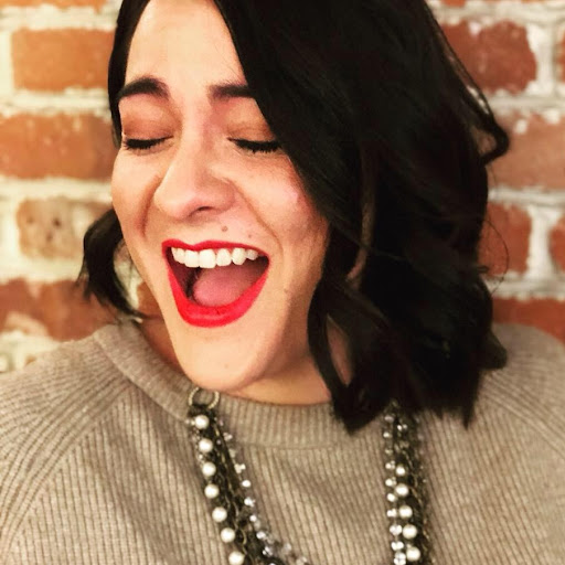 Sarah Weller Photo 5