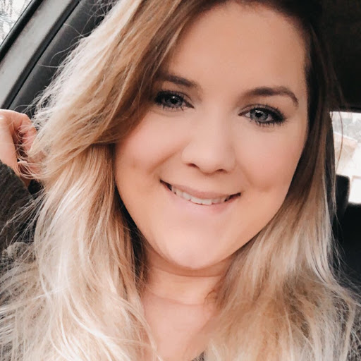 Robyn Simmons Photo 9