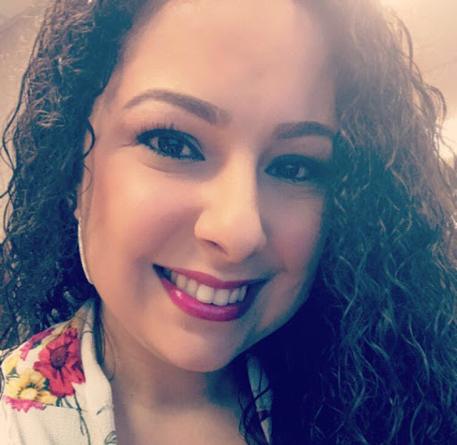 Amanda Martinez Photo 17