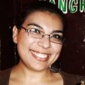Elizabeth Vega Photo 12