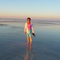 Nancy Gale Photo 20
