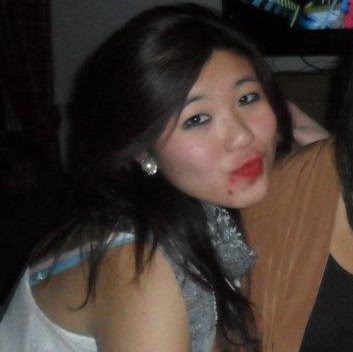 Elizabeth Lo Photo 9
