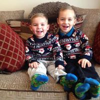 Angela Radford Photo 32