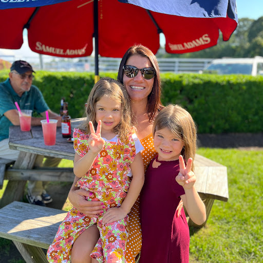 Stephanie Redman Photo 33