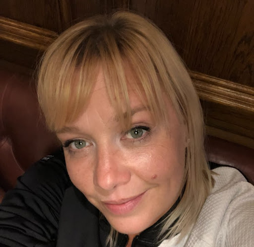 Elizabeth Meyer Photo 35