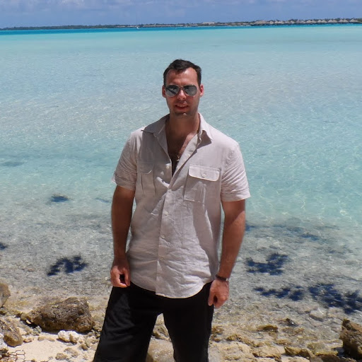 Adam Singer Photo 17