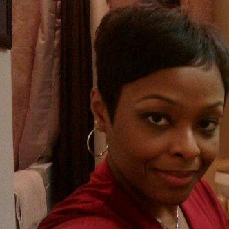 Ellen Collins Photo 28