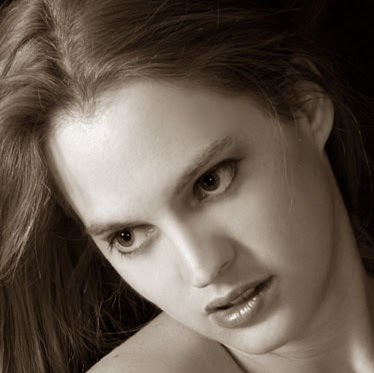 Michelle Carpenter Photo 16