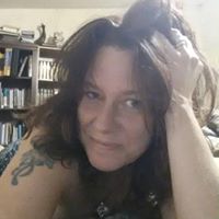 Traci Childers Photo 18