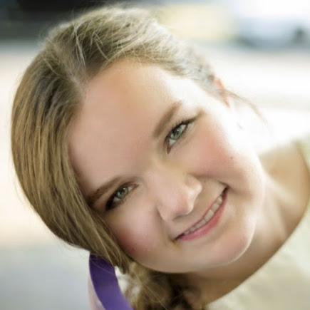 Elizabeth Rickert Photo 11