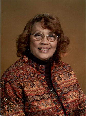 Barbara Evans Photo 14